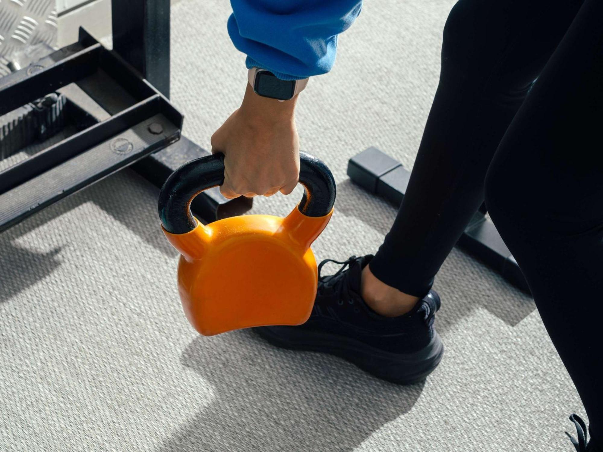 The Olsen Melbourne Art Series Zewnętrze zdjęcie A kettlebell