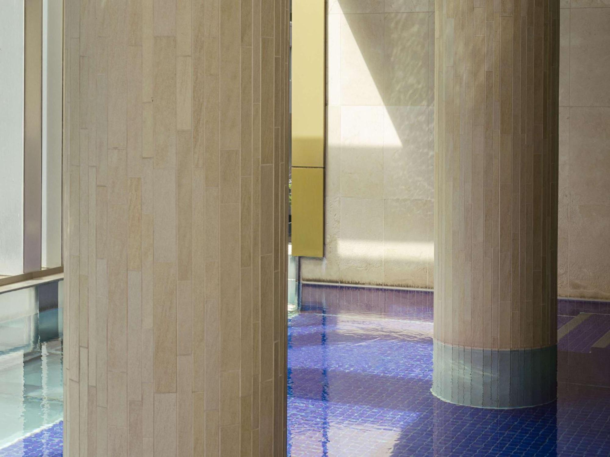 The Olsen Melbourne Art Series Zewnętrze zdjęcie The floor of the main hall